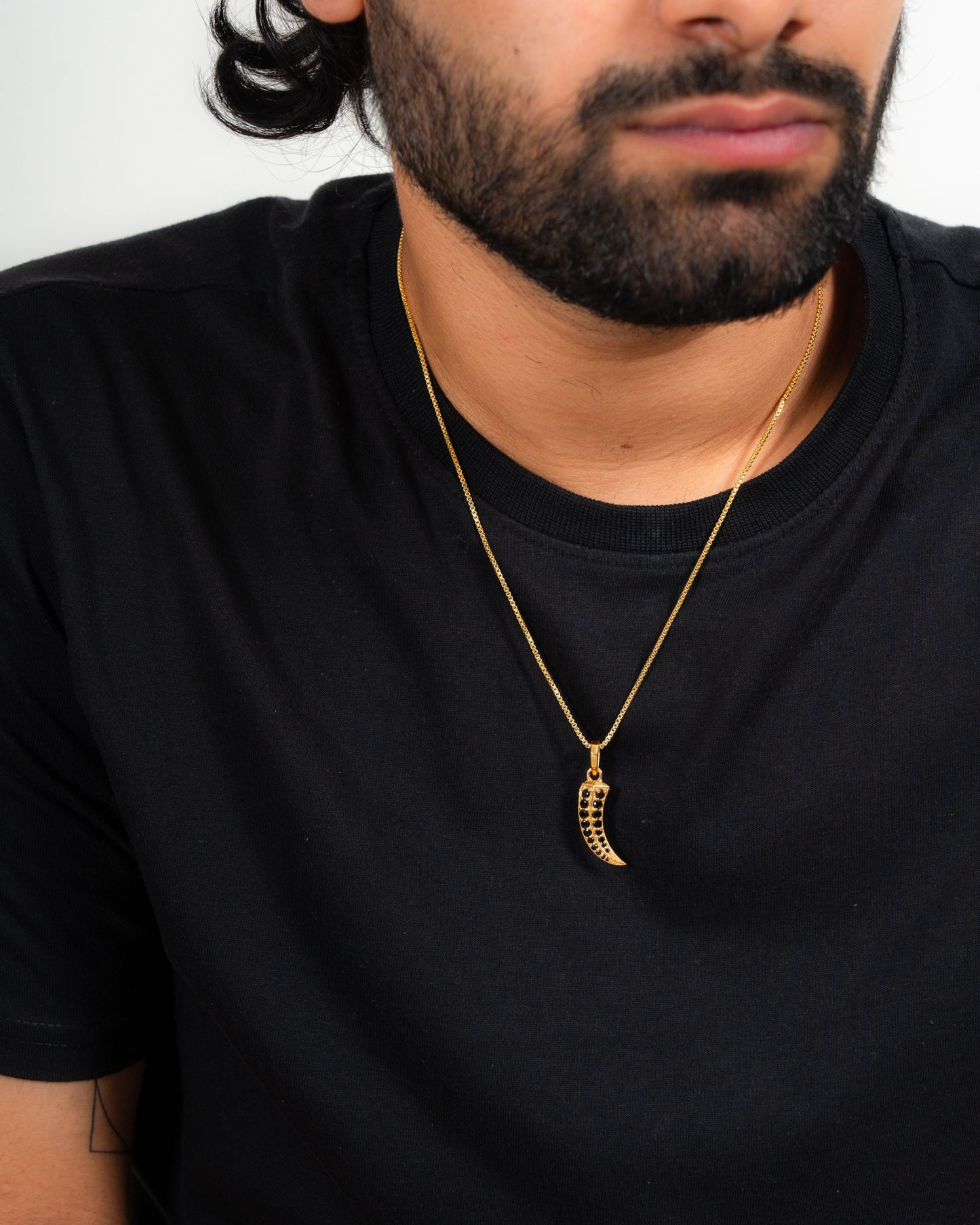 Tiger Claw Pendant White